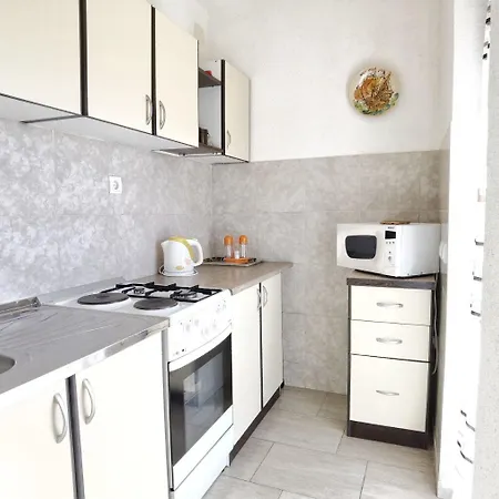 Mastelic Apartamento *